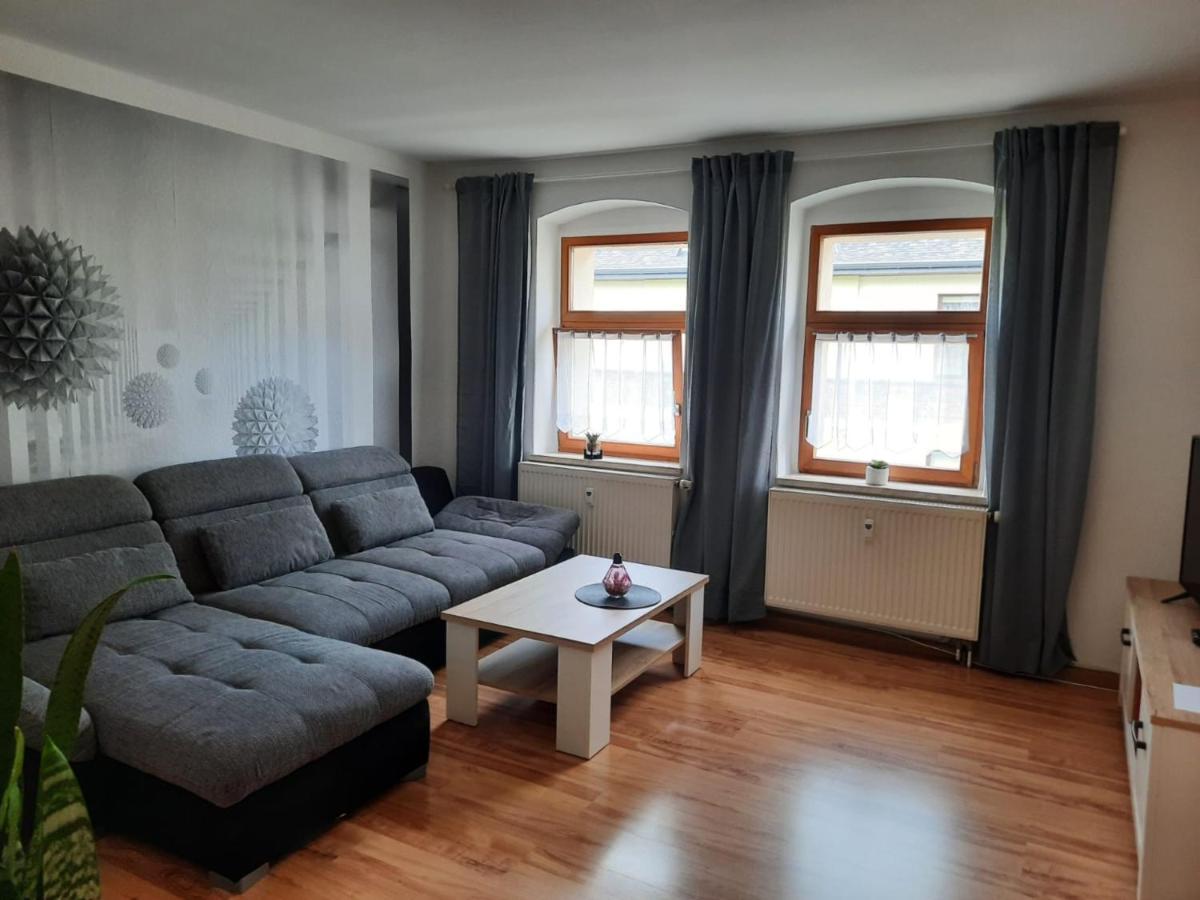 Neu! Geschmackvolle Fewo Lengenfeld Lengenfeld  Exterior foto
