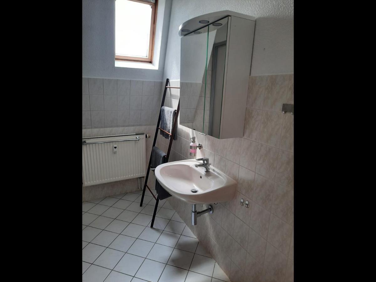 Neu! Geschmackvolle Fewo Lengenfeld Lengenfeld  Exterior foto